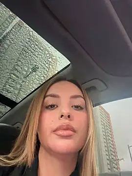 Alirawrz online show from July 30, 1:45 pm