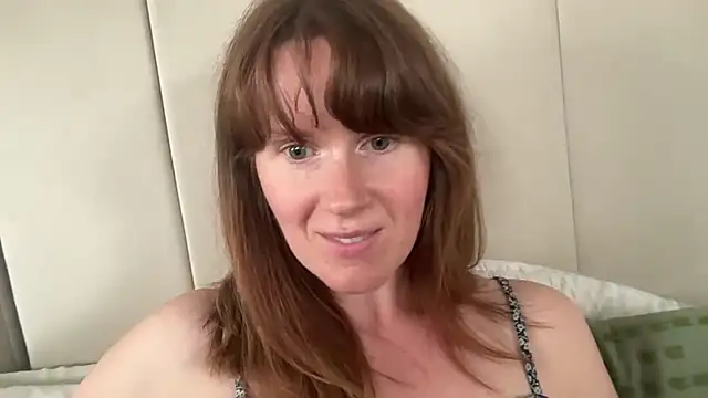 redheadrosie69 online show from July 1, 10:37 am