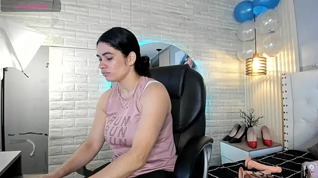 sussy  stone online show from June 17, 12:06 pm