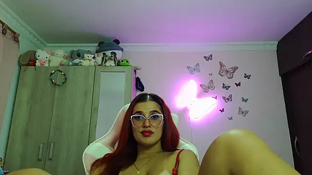 caroline jonson online show from July 6, 10:01 pm