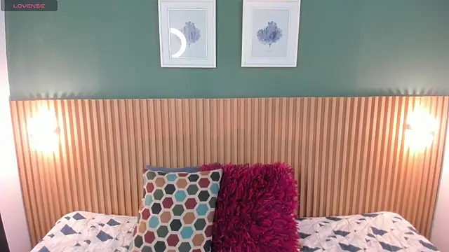  anavictoria  online show from December 16, 6:36 pm