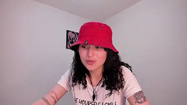 valentina 27 online show from February 10, 3:09 am