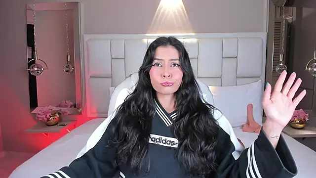 JessyEvans online show from January 16, 7:32 pm