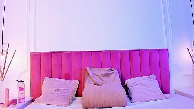 KimberlyCutee online show from March 5, 1:29 pm