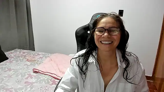 Carlaa-69 online show from January 5, 8:56 pm