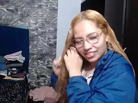 THEBOSSLARA online show from November 13, 11:26 pm