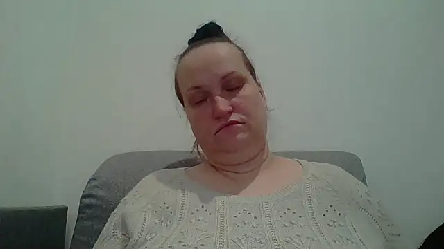 Snapshot of _squirty_cum_lady_ chatting on October 9, 4:16 am squirty cum lady online show from October 9, 4:16 am