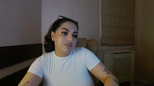 BustyAllyy online show from June 10, 9:13 pm