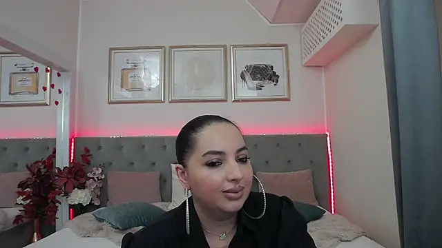 BustyAllyy online show from June 6, 6:58 pm