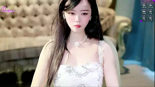 lily-Olivia online show from June 23, 7:28 am