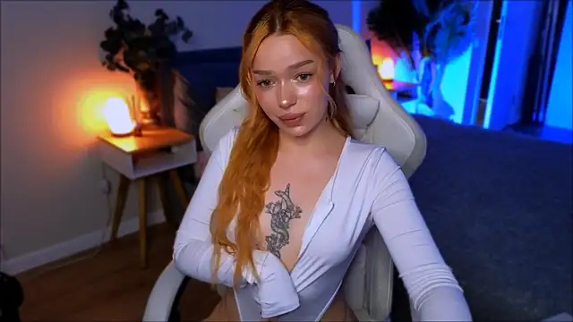 Lily Yin online show from May 14, 5:57 am