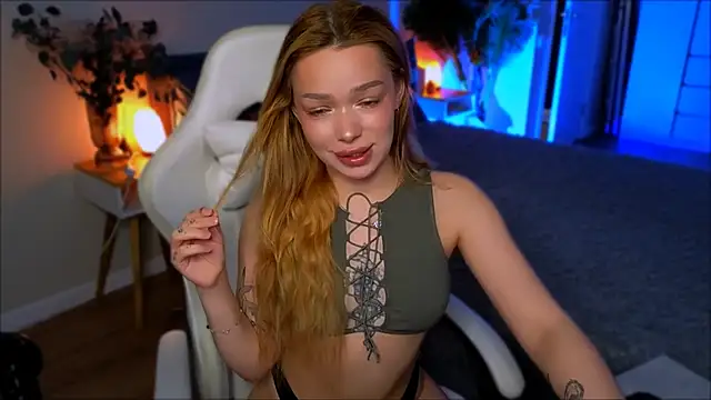 Lily Yin online show from June 11, 6:10 am