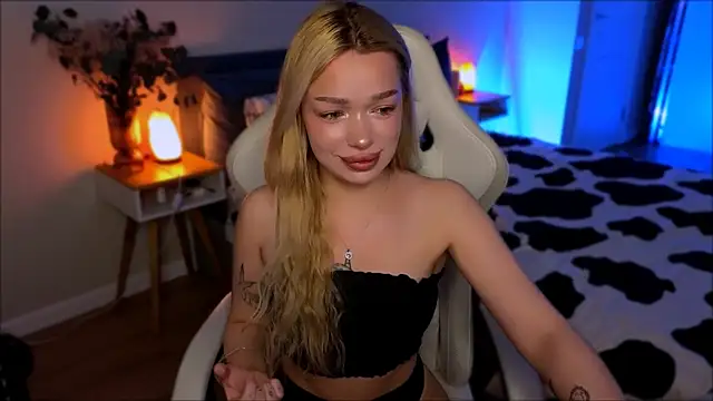 Lily Yin online show from July 5, 5:46 am