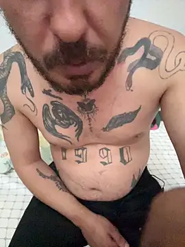 sikergecer3435 online show from April 1, 4:04 pm