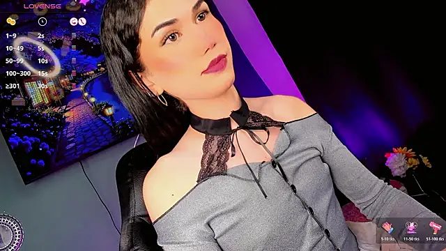 Charming J online show from March 13, 9:21 am