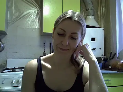 AshleyXHoney online show from December 5, 7:52 am