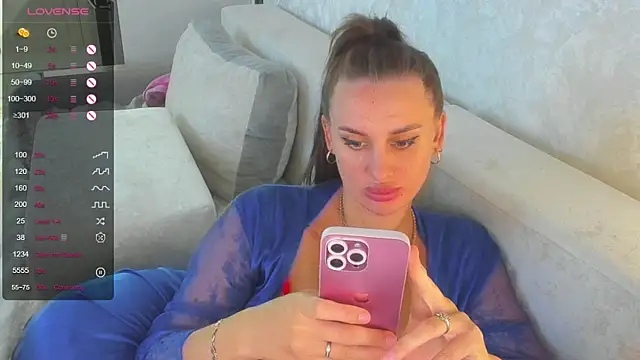 Cherry-Legenda online show from September 19, 10:47 am