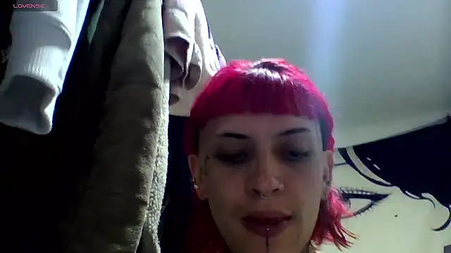 charlotbelucci  online show from July 19, 11:40 pm