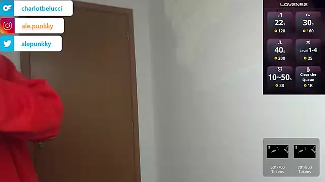 charlotbelucci  online show from October 20, 10:35 pm