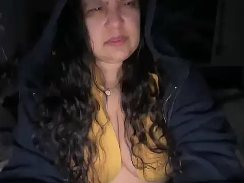 MelanieFawker online show from January 11, 2:05 am