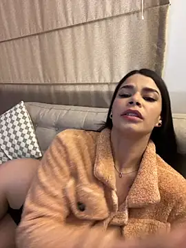 Leah Honey26 online show from October 3, 10:48 pm