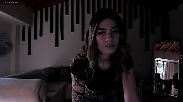 ViolettHansson online show from September 10, 6:52 pm