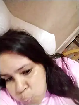 lunanataly online show from November 12, 7:56 pm