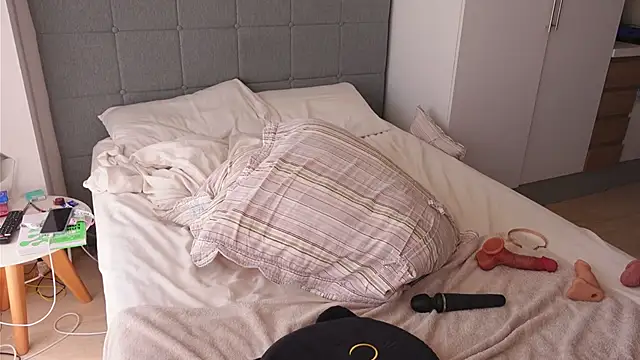 Ayra Lust online show from January 31, 7:11 pm