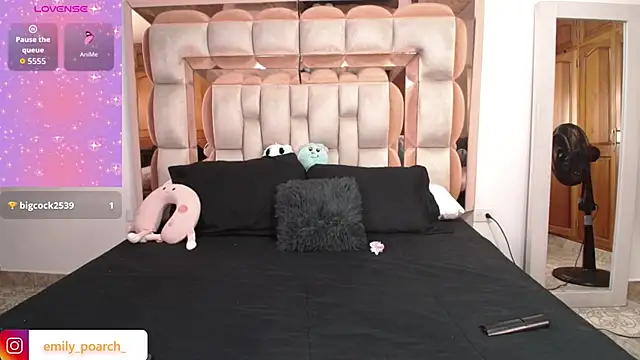 emilyaboott online show from November 15, 4:24 am