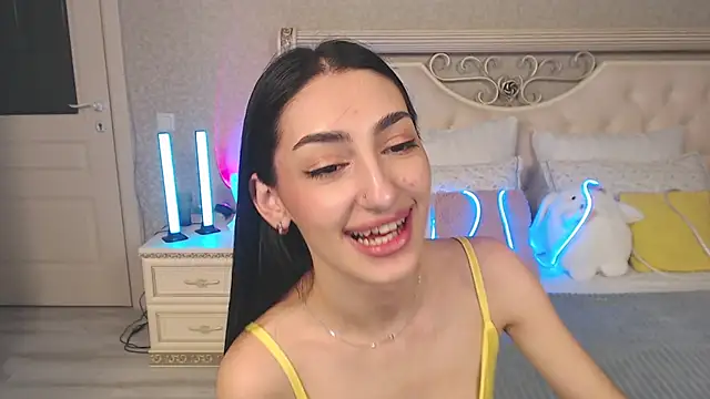 Lina Robbins online show from March 13, 3:41 am