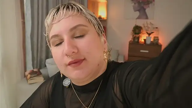 Ximenna Cruz online show from January 13, 12:09 pm