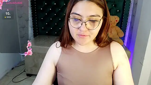 conniejames m online show from June 11, 12:24 pm