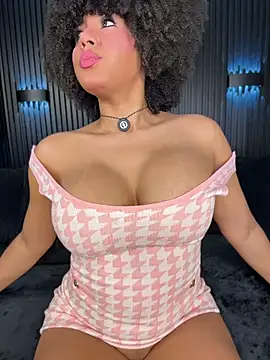 kendall coxx online show from July 6, 3:03 pm