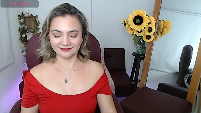 ana milf online show from July 30, 9:37 pm