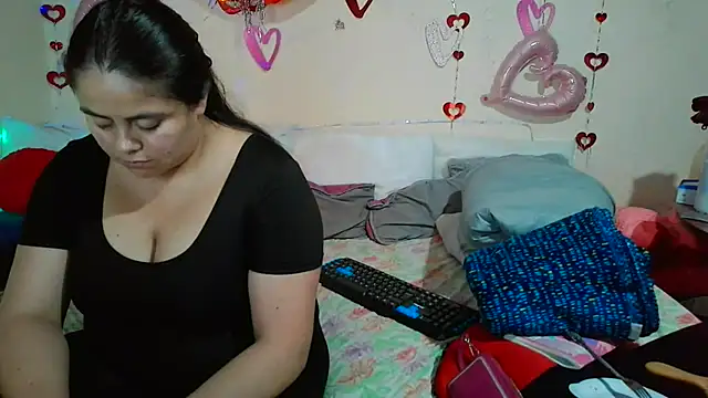 celestehot707rs online show from July 23, 12:23 am