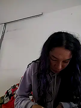 rebekka simpson online show from February 18, 3:33 pm