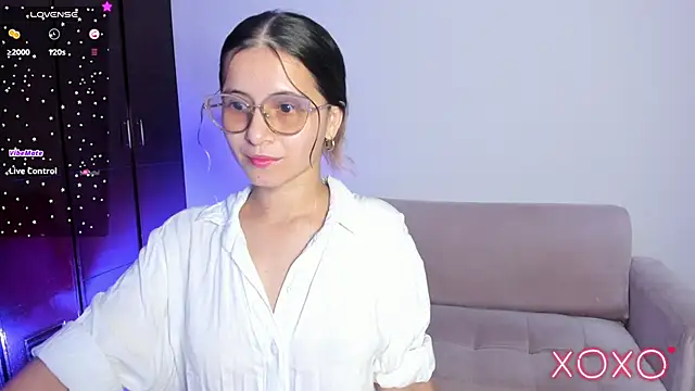 Lilacutte  online show from May 4, 7:34 am