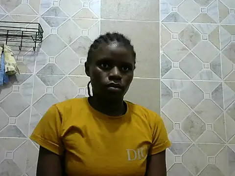 hottgirlval online show from May 7, 11:36 am