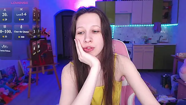 ur kitty   online show from April 24, 1:03 pm