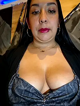 Bella keny online show from June 13, 8:06 pm