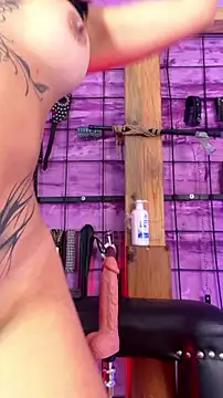 alexia aitanaa  online show from June 21, 1:53 am