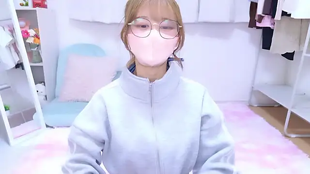 chihiro ri online show from November 8, 11:43 pm