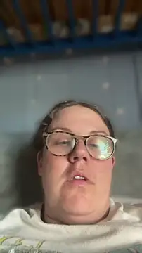 velvetta  online show from April 25, 3:53 pm