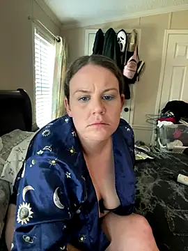 velvetta  online show from October 18, 3:26 pm