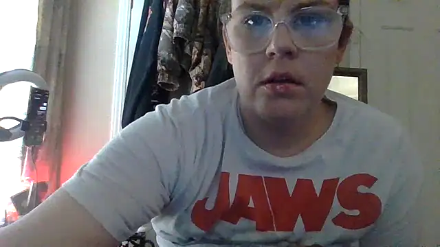 velvetta  online show from January 13, 8:13 pm