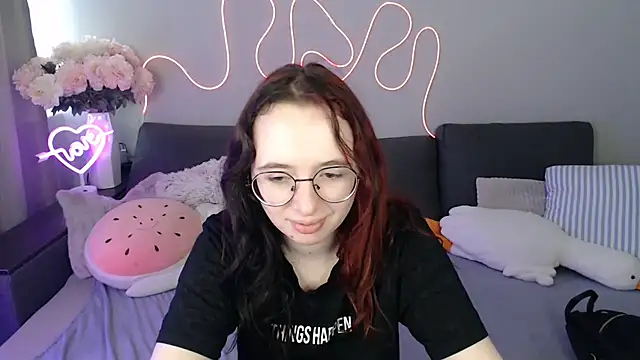 Mini Diva online show from July 31, 8:26 am
