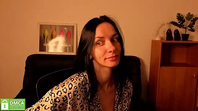 annakillianox online show from July 9, 7:33 am