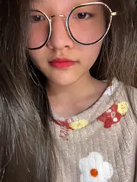 Krixxi22 online show from March 11, 4:09 pm