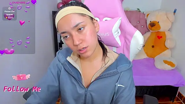 Snapshot of Karla__cute chatting on October 14, 10:51 am Karla cute online show from October 14, 10:51 am