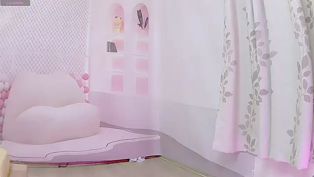 Sumi y online show from June 21, 3:21 am